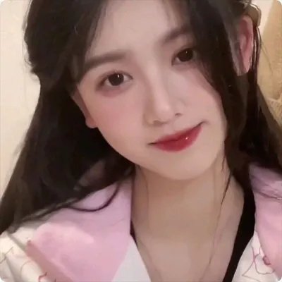 红衣少女